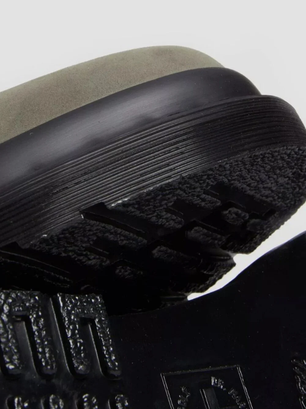 Dr. Martens Men's Size 5 - 1461 Milled Nubuck Oxford Shoes in Nickel Gray